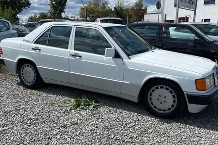 Mercedes-Benz 190 174.000 km 6.990 &euro; STOCKSTADT 63811