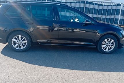 VW Golf 324.000 km 4.900 &euro; Hanau 63452