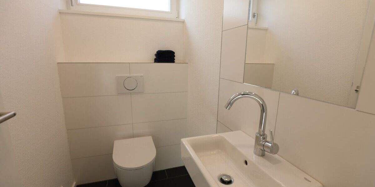 Einfamilienhaus Niederdorfelden - 7 Zimmer, 210 m&sup2;, 3.100&euro; | Angebot:25665446