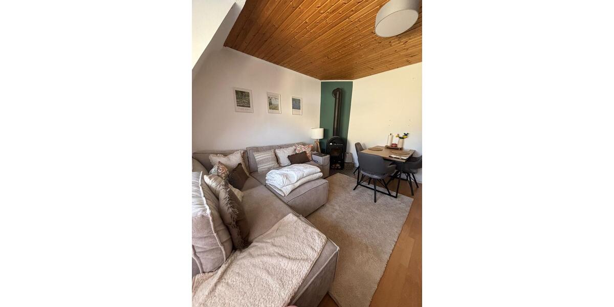 Etagenwohnung Offenbach am Main Bürgel - 4 Zimmer, 95 m&sup2;, 900&euro; | Angebot:26246958