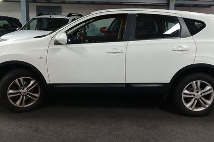 Nissan Qashqai 279.990 km 5.900 &euro; Rüsselsheim 65428