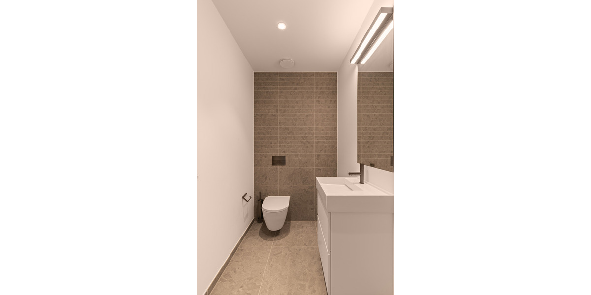 Etagenwohnung Frankfurt am Main Ostend - 2 Zimmer, 69 m&sup2;, 2.670&euro; | Angebot:25691018