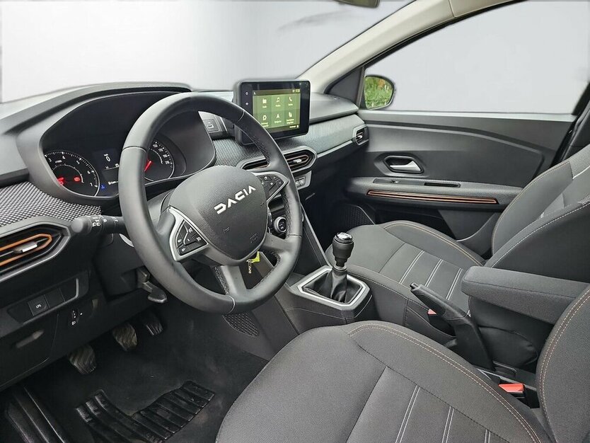 Dacia Sandero III Stepway Expression TCe 100 LPG 58.177 km 14.890 € Schwalbach/Taunus 65824