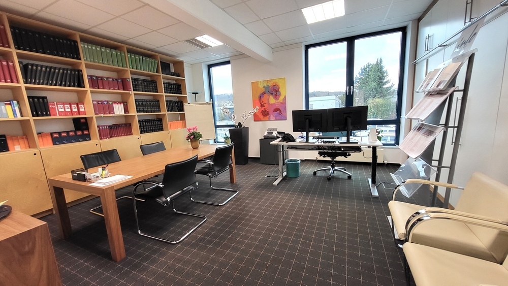 Hofheim Mitte - Moderne Bürofläche mit ca. 172 m² - Gewerbeobjekt Hofheim | Angebot:23768214