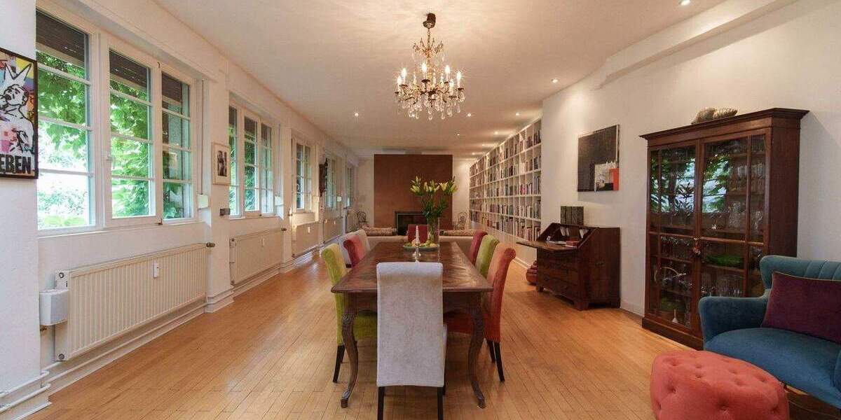 Repräsentative Büro- oder Praxisfläche mit Wintergarten, Dachterrasse und grünem Innenhof - in unmittelbarer Nähe zum Wilhelmsplatz. 3 zimmer