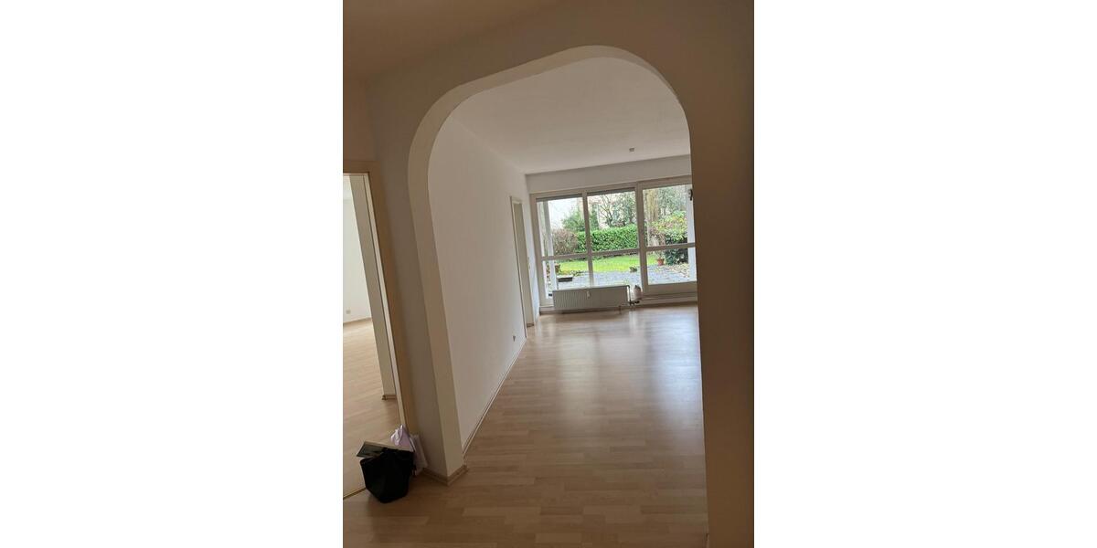 Erdgeschoßwohnung Bad Homburg vor der Höhe Berliner Siedlung/Gartenfeld - 2 Zimmer, 61 m&sup2;, 1.850&euro; | Angebot:24553667