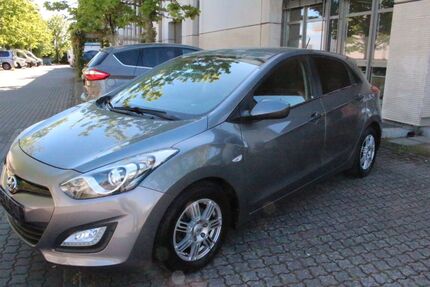 Hyundai i30 144.000 km 4.550 &euro; Rüsselsheim 65428