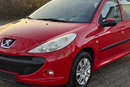 Peugeot 206 115.000 km 2.499 &euro; Rüsselsheim 65428