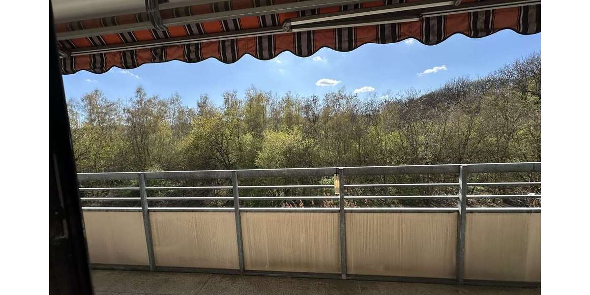 Etagenwohnung Dreieich - 3 Zimmer, 103 m&sup2;, 299.000&euro; | Angebot:24394410