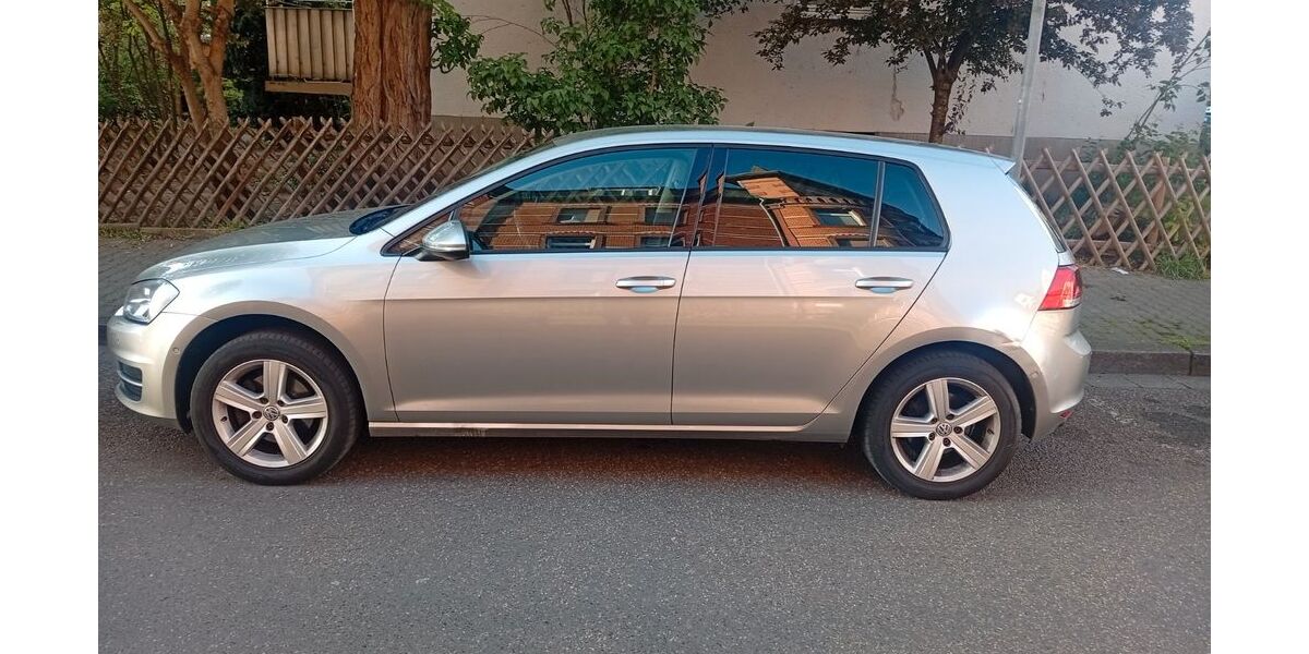 VW Golf 288.000 km 5.399 &euro; Hanau 63452