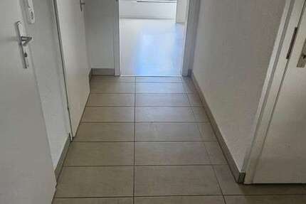 Wohnung Karben - 3 Zimmer, 72 m&sup2;, 850&euro; | Angebot:27087596