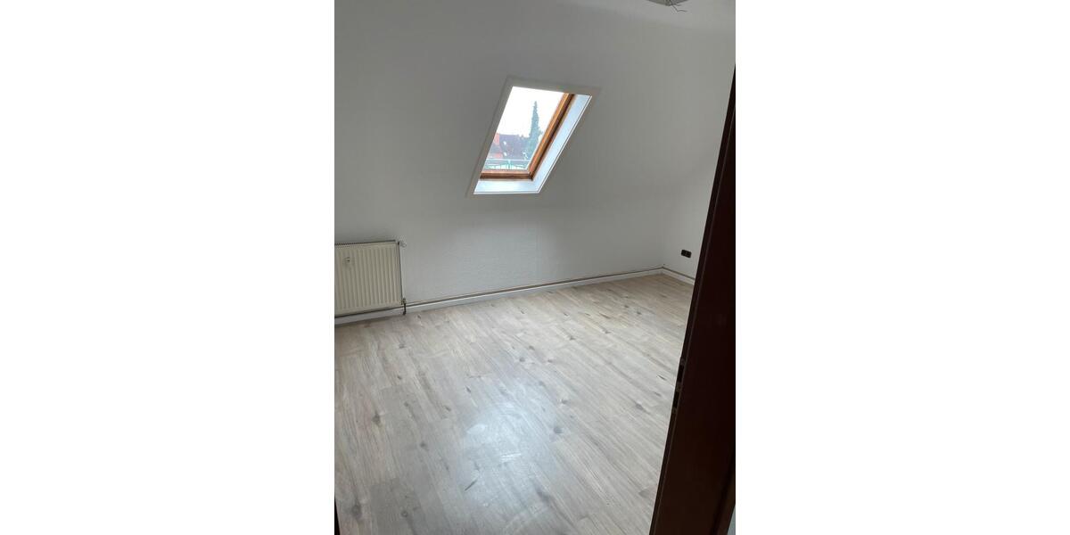 4 ZKB DW ab sofort in HU-Großauheim zu vermieten! 4 zimmer