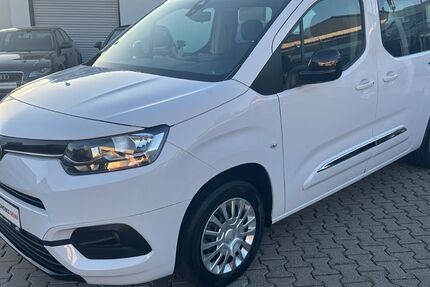 Toyota Proace City 38.500 km 21.390 € Rüsselsheim 65428