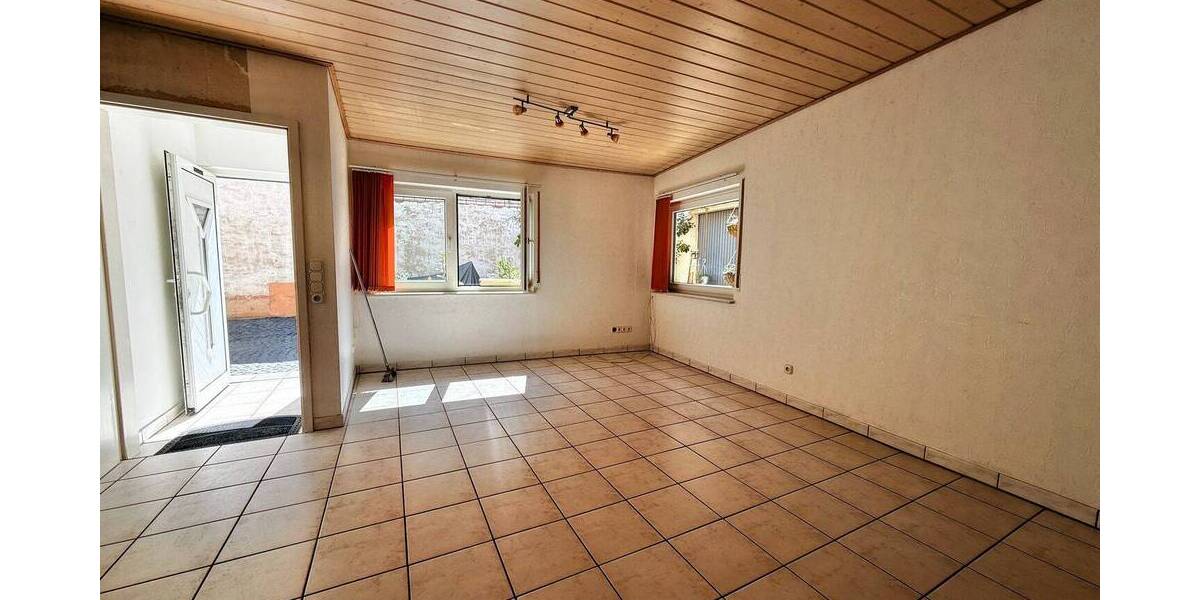 Mehrfamilienhaus, Wohnhaus Freigericht Altenmittlau - 1 Zimmer, 220 m&sup2;, 420.000&euro; | Angebot:26528015