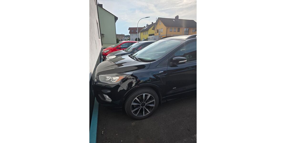 Ford Kuga 107.000 km 12.499 &euro; Mainaschaff 63814
