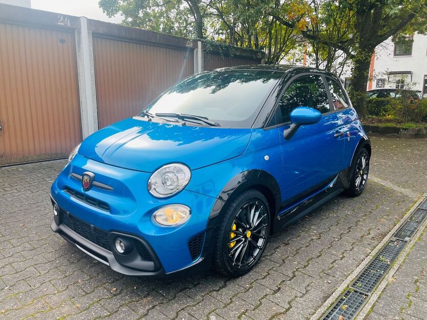 Abarth 695 5.611 km 35.695 € Obertshausen 63179
