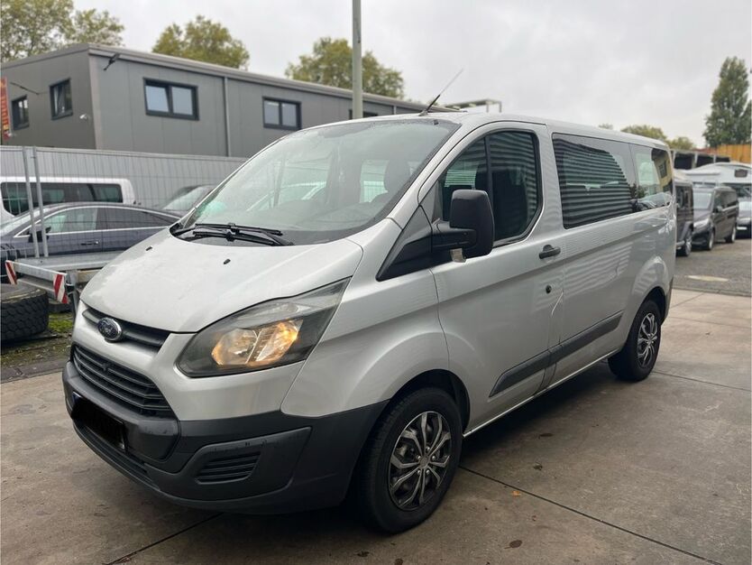 Ford Transit Custom 250.000 km 8.990 € Frankfurt am Main 65933
