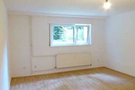 Wohnung zum Mieten in Frankfurt am Main 470 € 26 m²