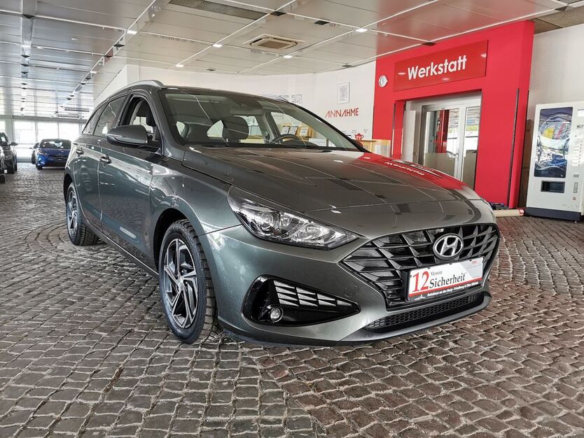 Hyundai i30 51.280 km 17.599 € Ober Mörlen 61239