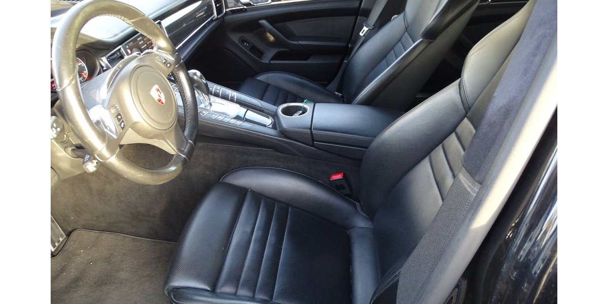 Porsche Panamera 4 GTS Bi-Xenon, Klappe, Luft, PDK, Chrono 184.608 km 26.890 &euro; Rodgau 63110