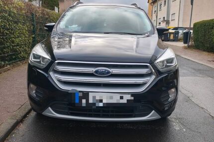 Ford Kuga 164.000 km 12.000 &euro; Bad Vilbel 61118