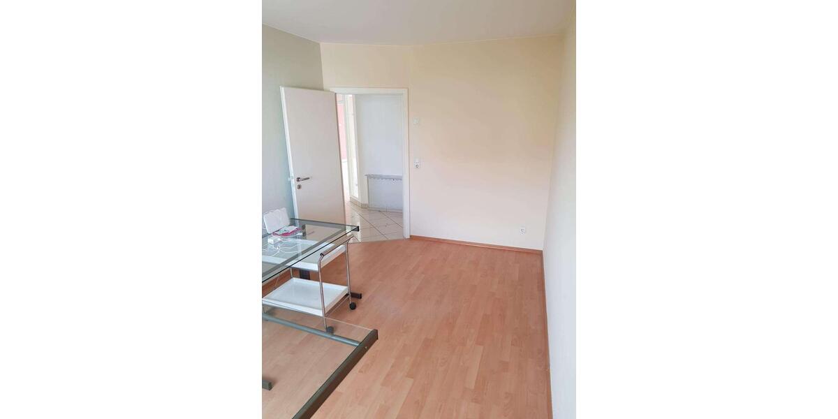 Etagenwohnung Dreieich - 4 Zimmer, 144 m&sup2;, 2.000&euro; | Angebot:26291964