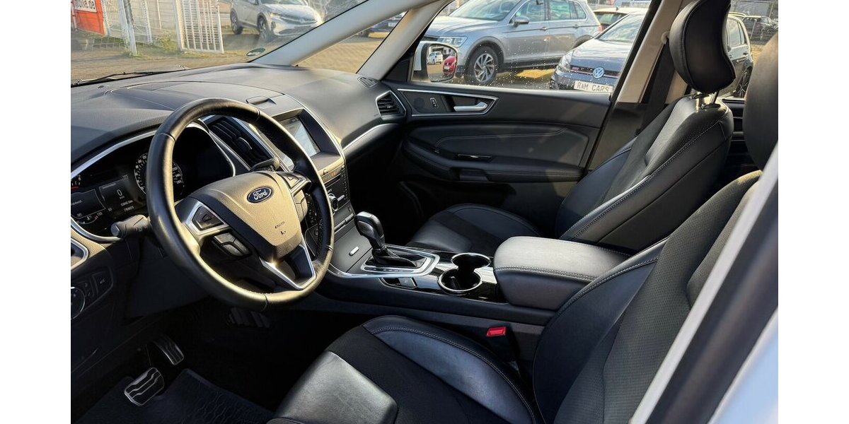 Ford S-Max 2.0 Titanium/Sportpaket/20ZOLL 53.400 km 20.890 &euro; Frankfurt 60386