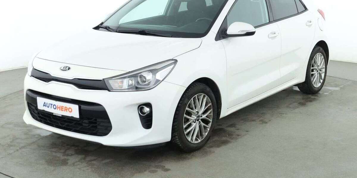 Kia Rio 52.011 km 11.430 &euro; Frankfurt am Main 65936