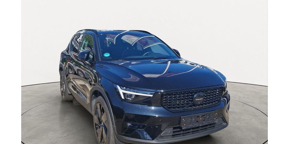Volvo XC40 11.980 km 37.990 &euro; Friedberg 61169