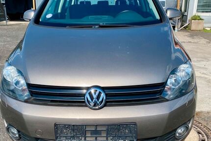 VW Golf 172.500 km 5.700 &euro; Kelsterbach 65451