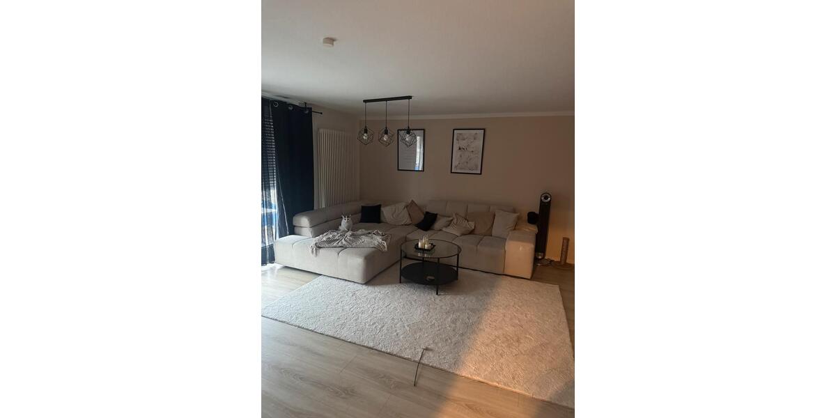 2 Zimmer DG Wohnung ab 01.03.26 2 zimmer