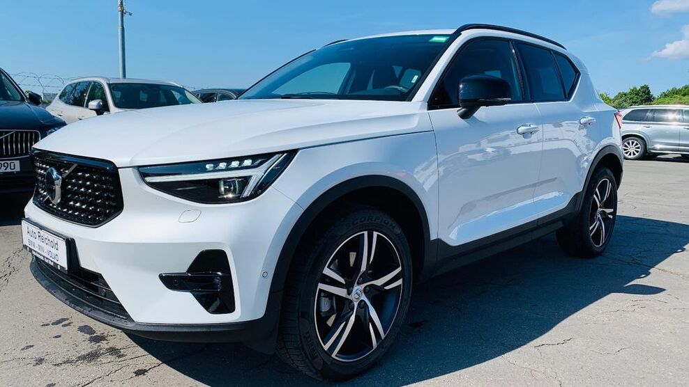 Volvo XC40 14.950 km 38.490 € Bad Vilbel 61118