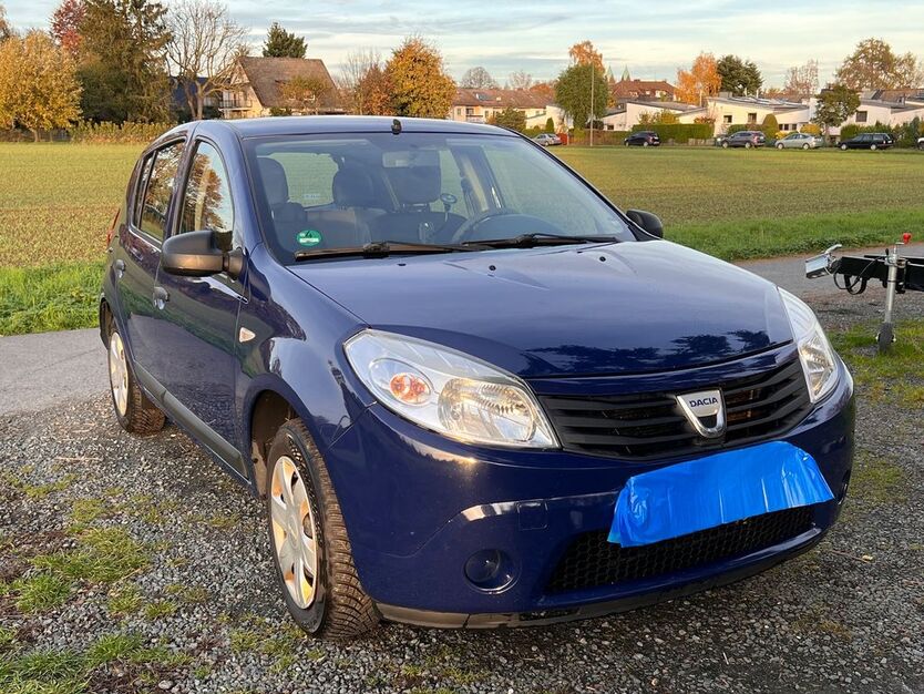 Dacia Sandero 160.000 km 2.000 € Bad Homburg 61348
