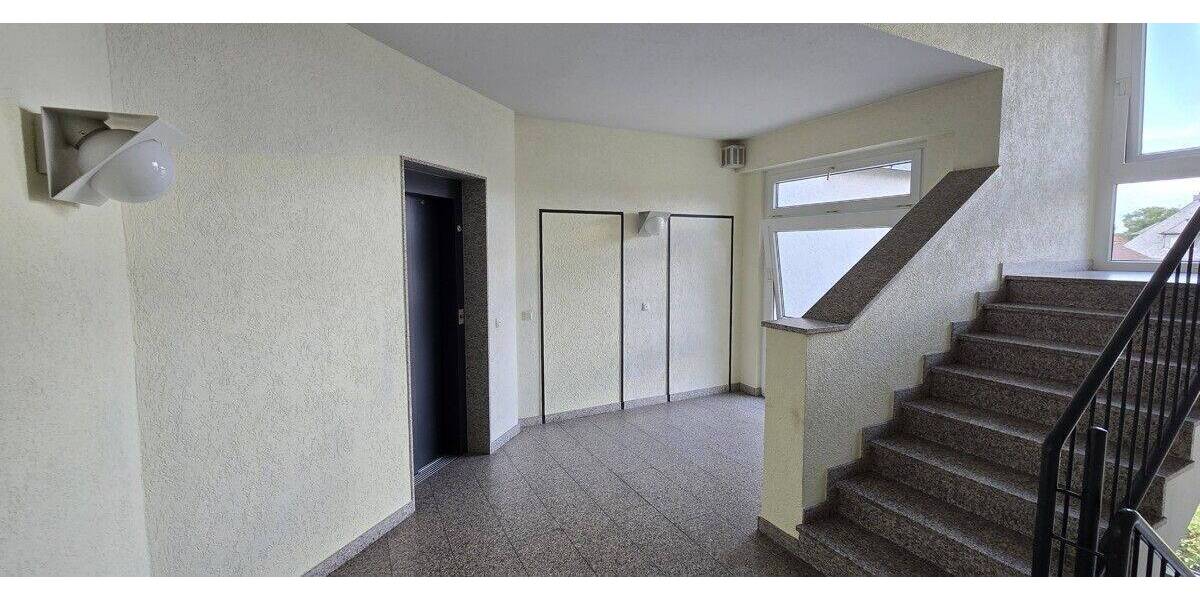 Moderne 272 m² Büro- Praxisfläche in zentraler Lage in Obertshausen zimmer