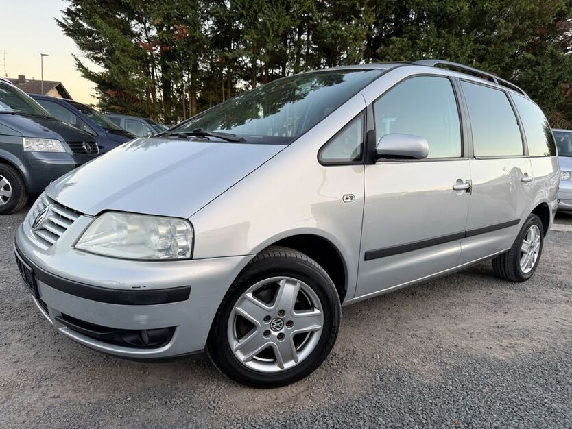 VW Sharan 257.000 km 1.799 € Nauheim 64569
