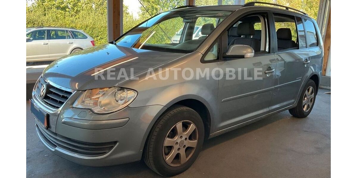 VW Touran 225.000 km 4.300 &euro; Frankfurt am Main 65933