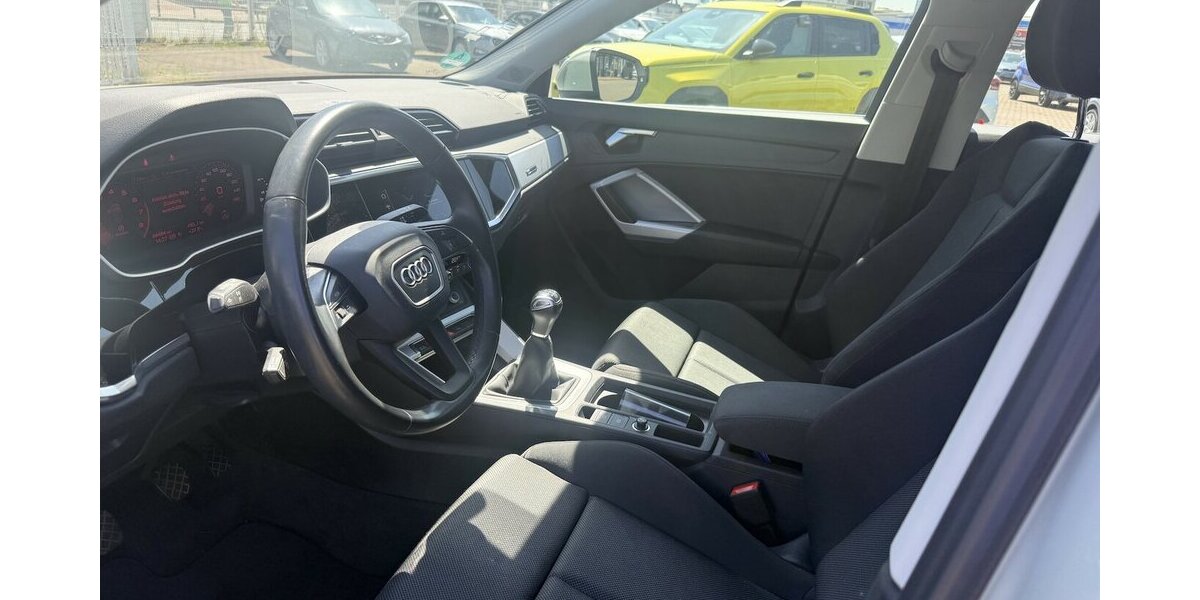 Audi Q3 35 TFSI/2Hd/Scheckh/TopZustand 64.533 km 21.890 &euro; Frankfurt 60386