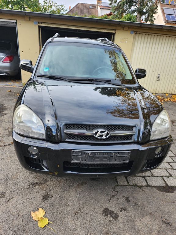 Hyundai TUCSON 183.000 km 3.250 € Mühlheim am Main 63165