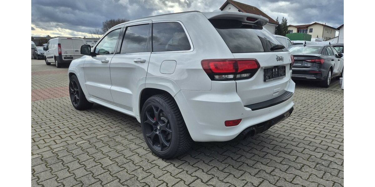 Jeep Grand Cherokee 6.4 V8 HEMI SRT 8-Gang Automatik 250.000 km 16.890 &euro; Rodgau 63110