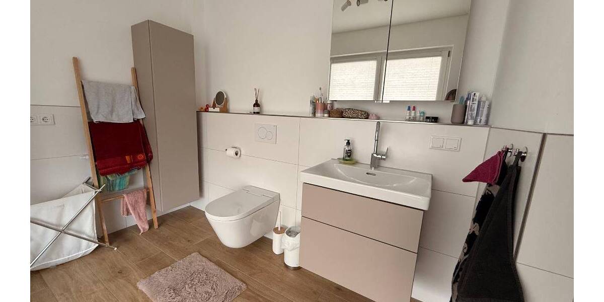 Terrassenwohnung Karlstein am Main Dettingen - 4 Zimmer, 126 m&sup2;, 1.470&euro; | Angebot:26909954