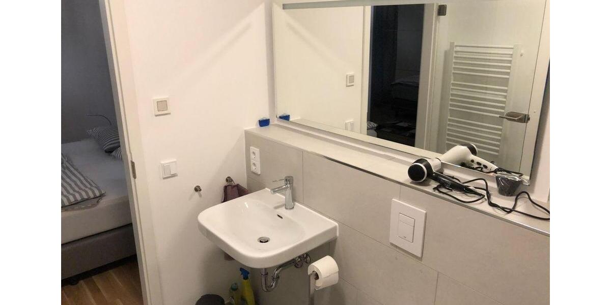 Etagenwohnung Frankfurt am Main Innenstadt 1 - 4 Zimmer, 102 m&sup2;, 1.800&euro; | Angebot:26050996