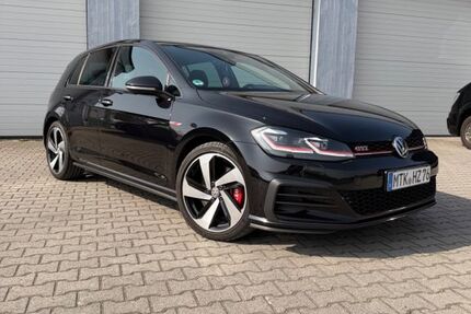 VW Golf 93.500 km 21.700 &euro; Sulzbach 65843