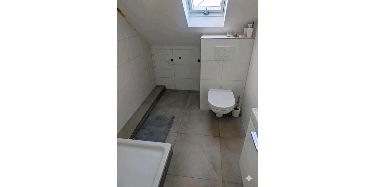 Dachgeschoßwohnung Roßdorf - 2.5 Zimmer, 53 m&sup2;, 780&euro; | Angebot:26608776