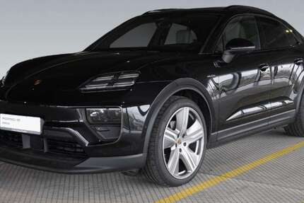 Porsche Macan 9.900 km 99.990 € Frankfurt 60314