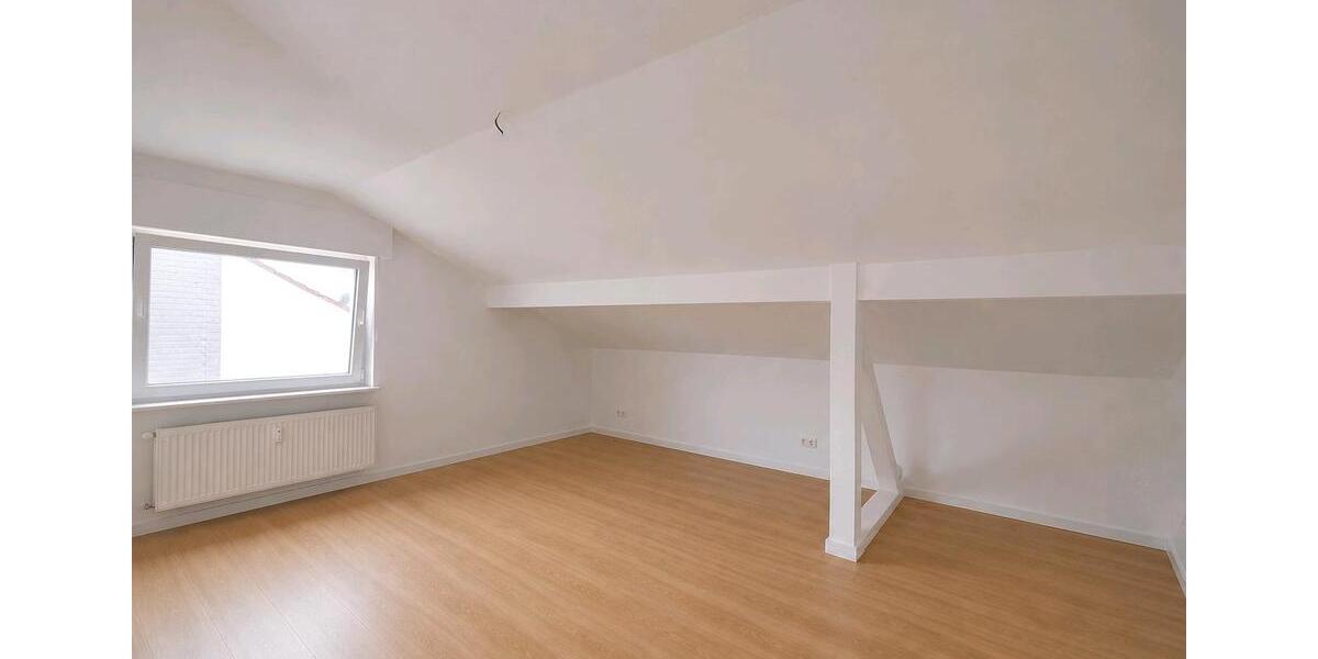 Dachgeschoßwohnung Nidderau - 2 Zimmer, 60 m&sup2;, 195.000&euro; | Angebot:27281938