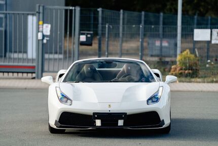Ferrari 488 Spider 10.900 km 232.000 &euro; Friedberg (Hessen) 61169
