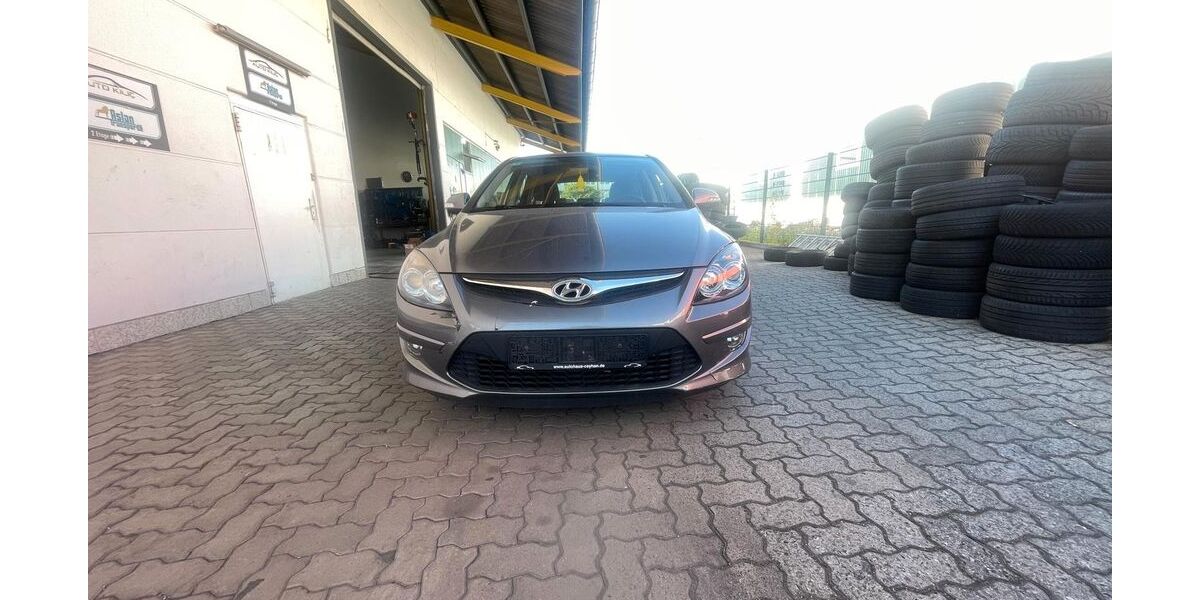 Hyundai i30 197.750 km 2.500 &euro; Hanau 63450