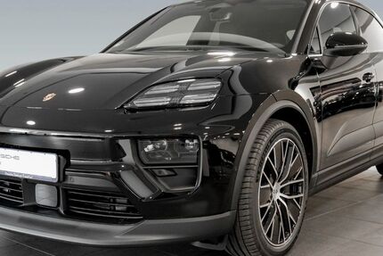 Porsche Macan 9.900 km 87.980 &euro; Frankfurt 60314