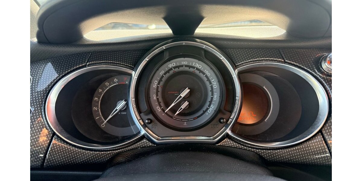 Citroen DS3 1.6 SportChic 64.010 km 4.999 &euro; Frankfurt 60386