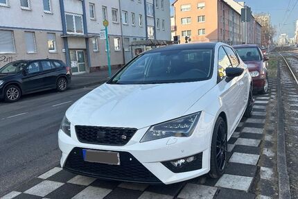 Seat Leon 122.170 km 10.200 &euro; Frankfurt am Main 60486